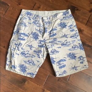 Reversible white and blue patterned dress shorts